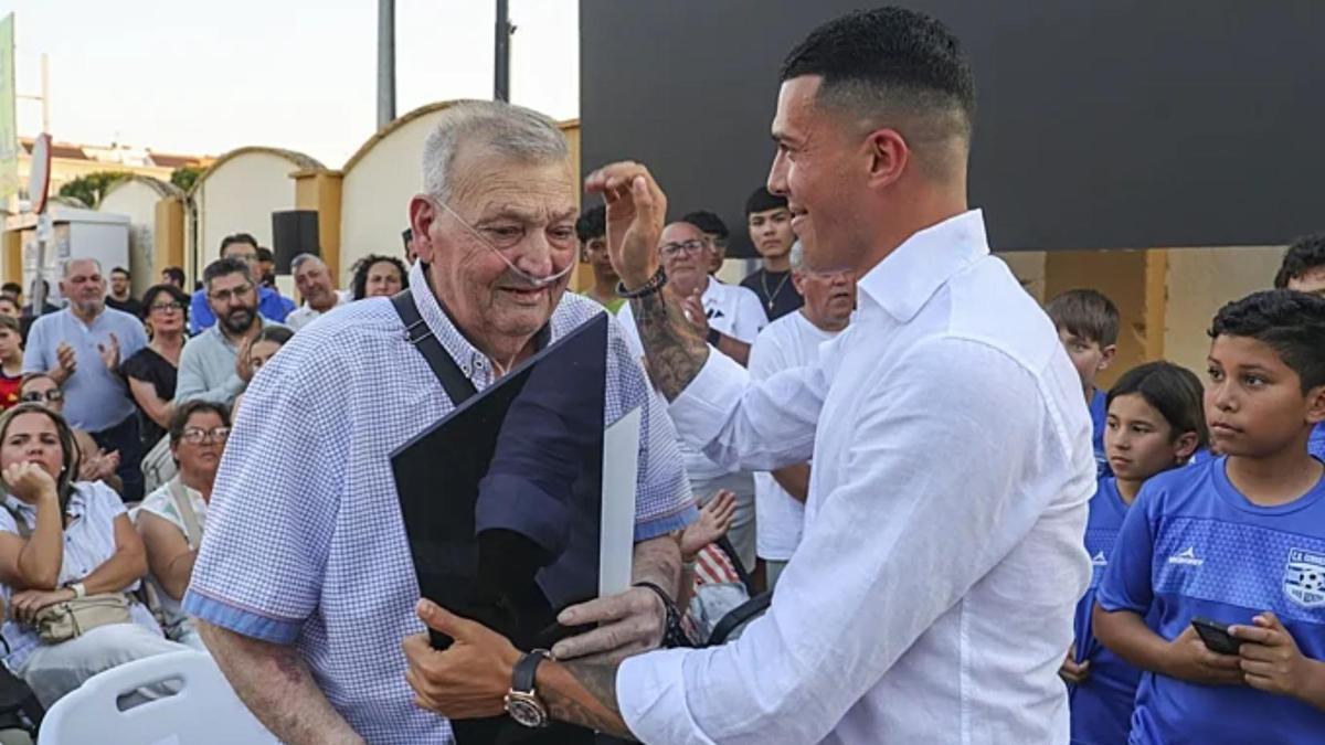 Pedro Porro con su abuelo Antonio