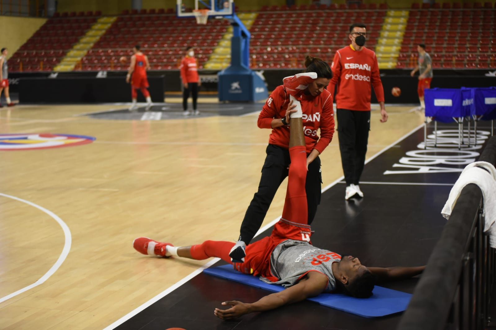Las imágenes del primer entrenamiento de la selección española de baloncesto en Córdoba