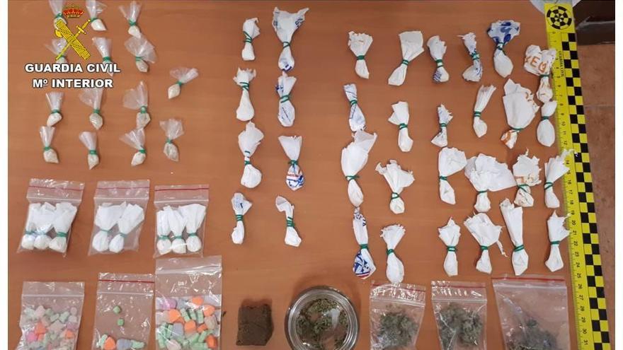 Catorce detenidos en dispositivos contra el tráfico de drogas en Villena