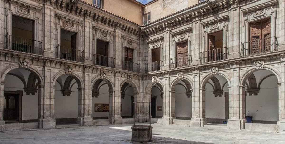 El conocido como 'Claustro del Pozo' acogerá diferentes actuaciones musicales, teatrales o de danza, a partir de las 22:00 horas