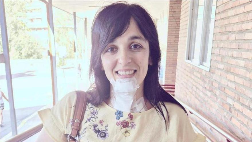 Sílvia Orriols es crema els braços i la cara en un accident domèstic