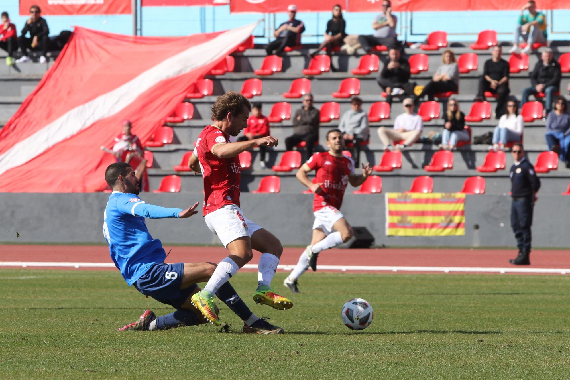 Partido CD Ibiza-Badalona