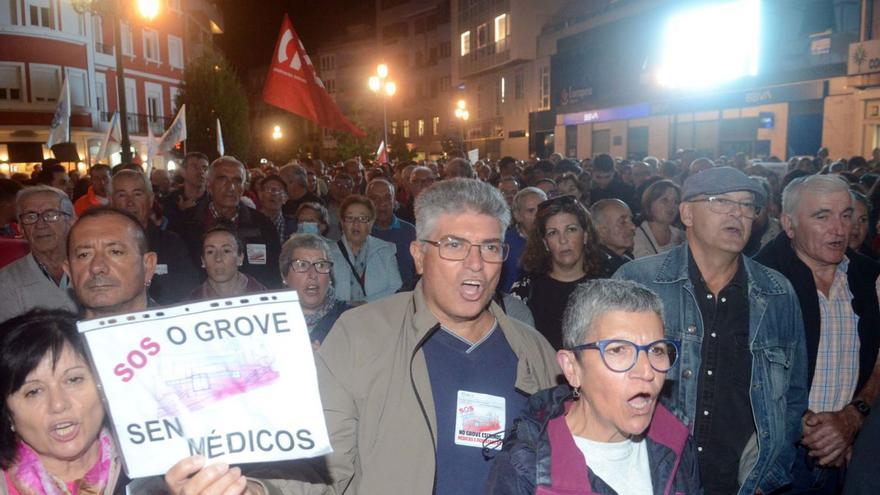 Los arousanos llenan diez autobuses para la manifestación en defensa de la sanidad pública