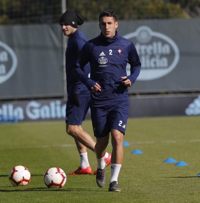 Entrenamiento del Celta en A Madroa, con presencia de Michel Salgado