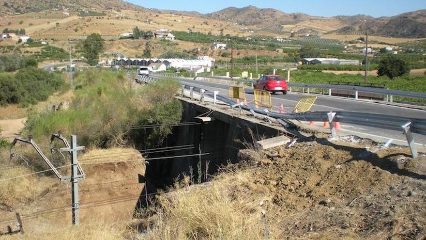 Imagen del lugar del accidente, en el término municipal de Álora.