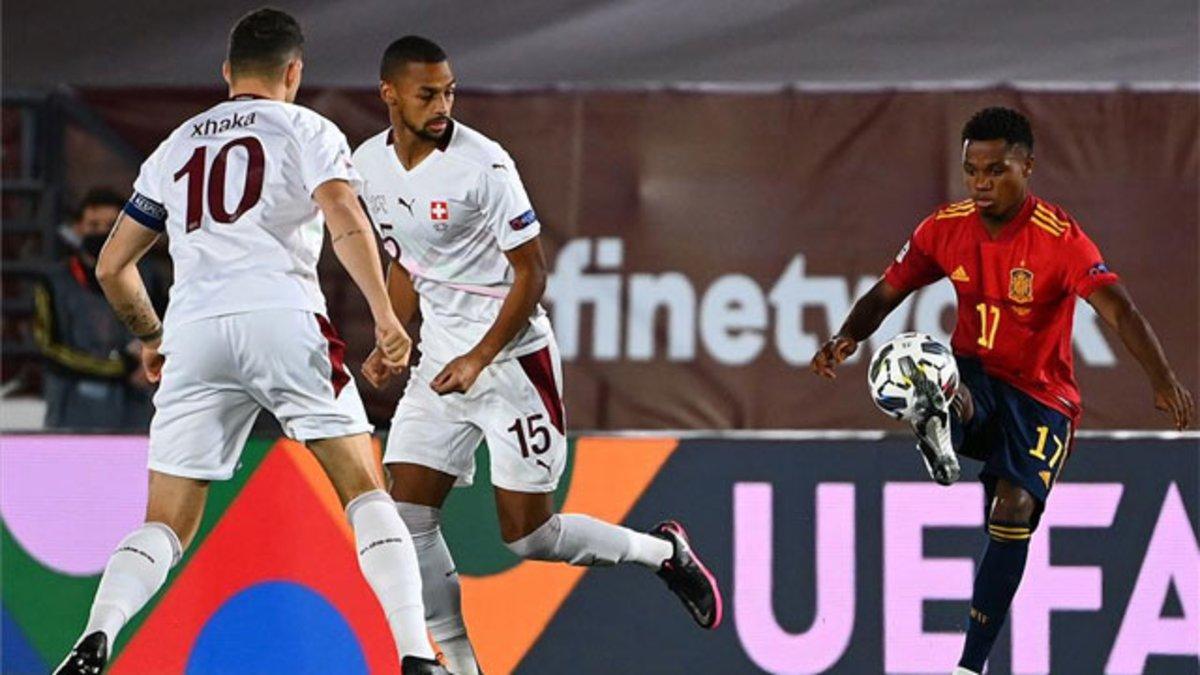 Ansu Fati, durante un encuentro con la selección española