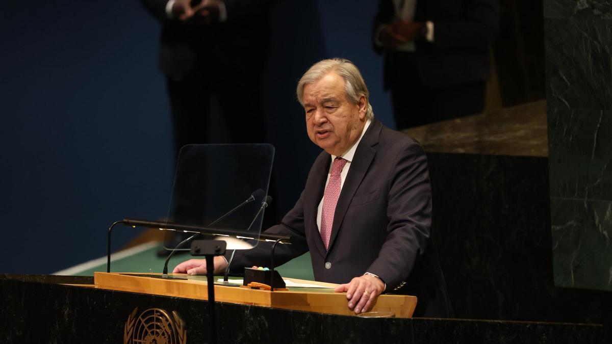 Guterres urge reabrir el estrecho de Ormuz y alerta de una "emergencia alimentaria global"
