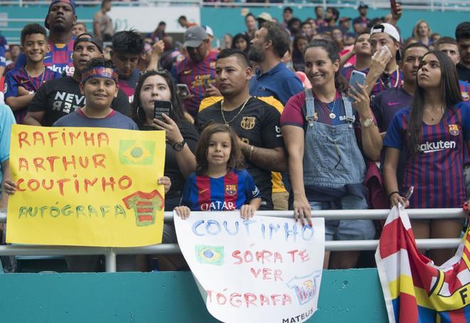 Las mejores imágenes del partido FC Barcelona - Nápoles en el estadio Hard Rock de Miami.