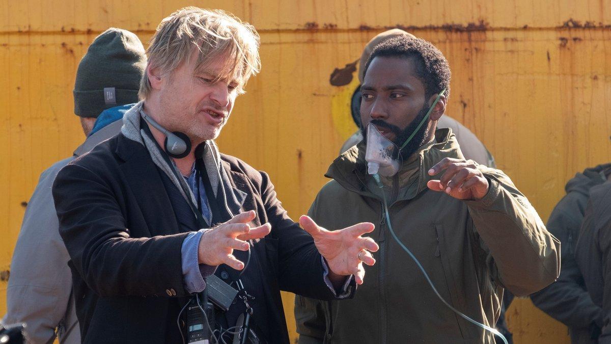 Christopher Nolan y John David Washington, en el rodaje de 'Tenet'