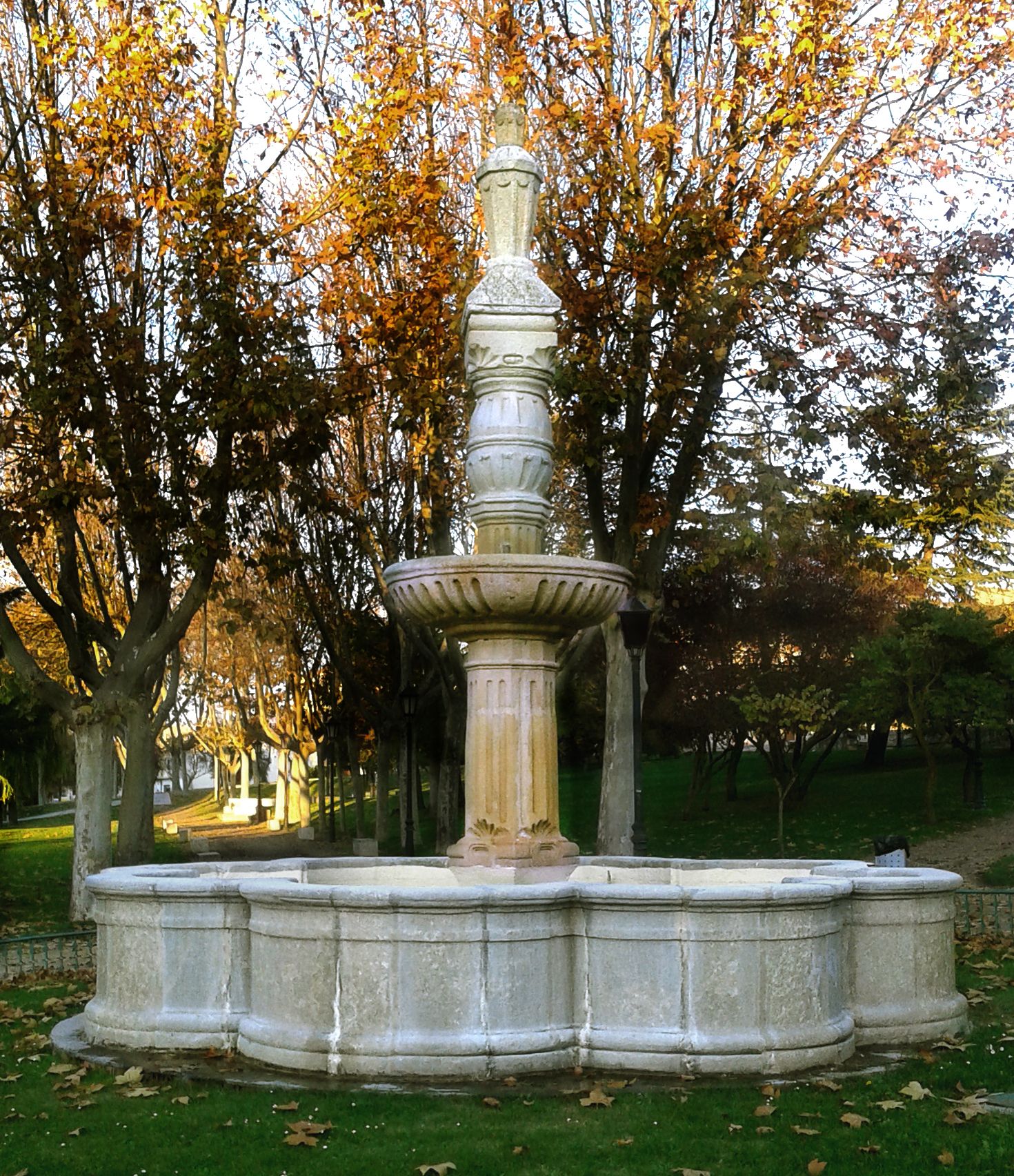 Reubicaci�n del monumento del siglo XVIII en San Mart�n.jpg