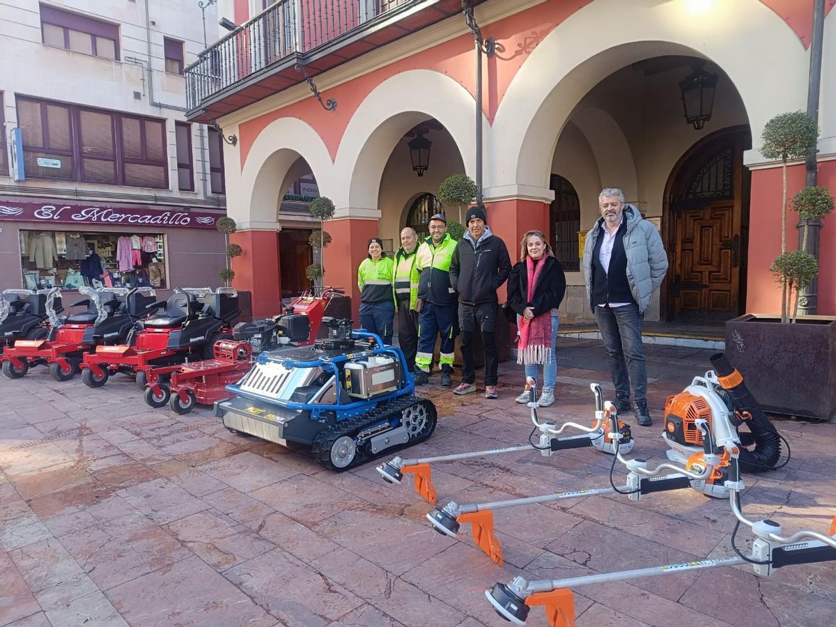 Nueva maquinaria para el mantenimiento de zonas verdes en Langreo
