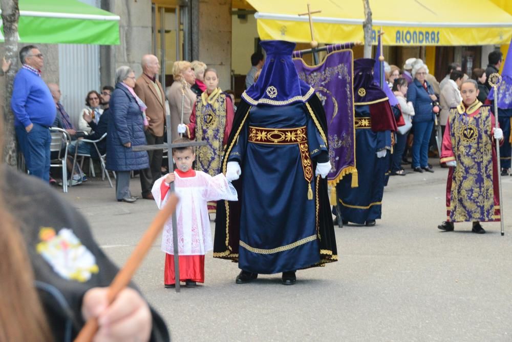 Procesión del Santo Entierro en Cangas