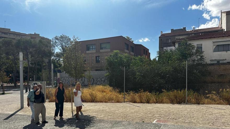 El PSOE reclama a Chueca las mejoras, equipamientos y viviendas protegidas prometidas en el parque Pignatelli