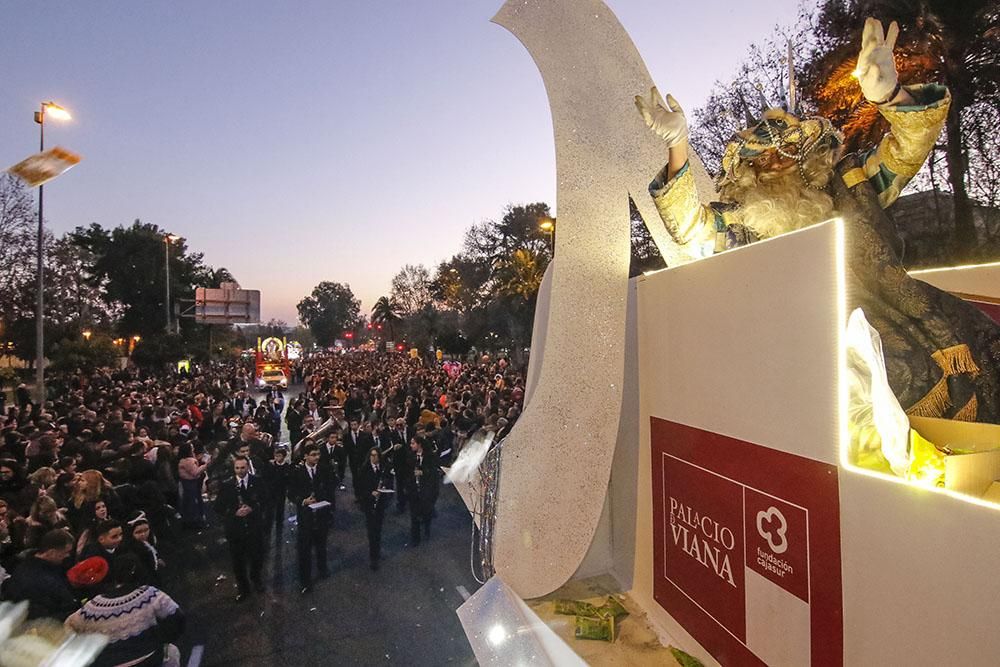 Los Reyes Magos recorren las calles de Córdoba