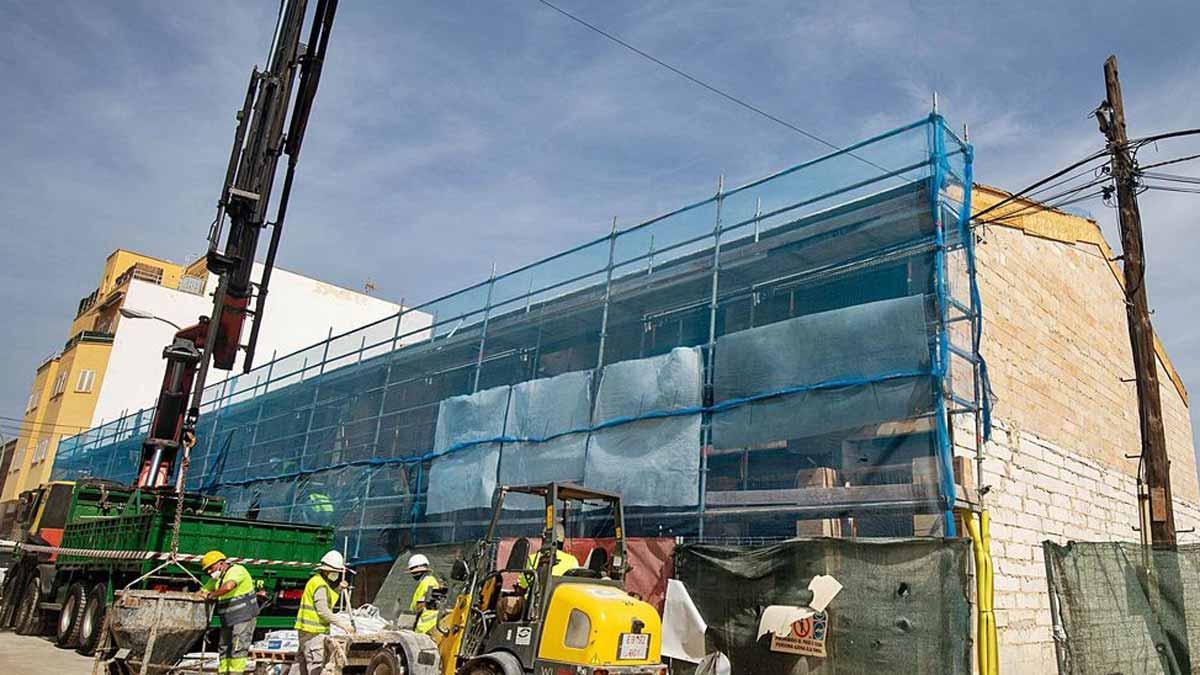 Balears té la vivenda més cara del país i la que més s’encareix