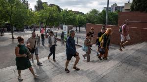 Entrada a la Facultad de Economía y Empresa de la Universitat de Barcelona.