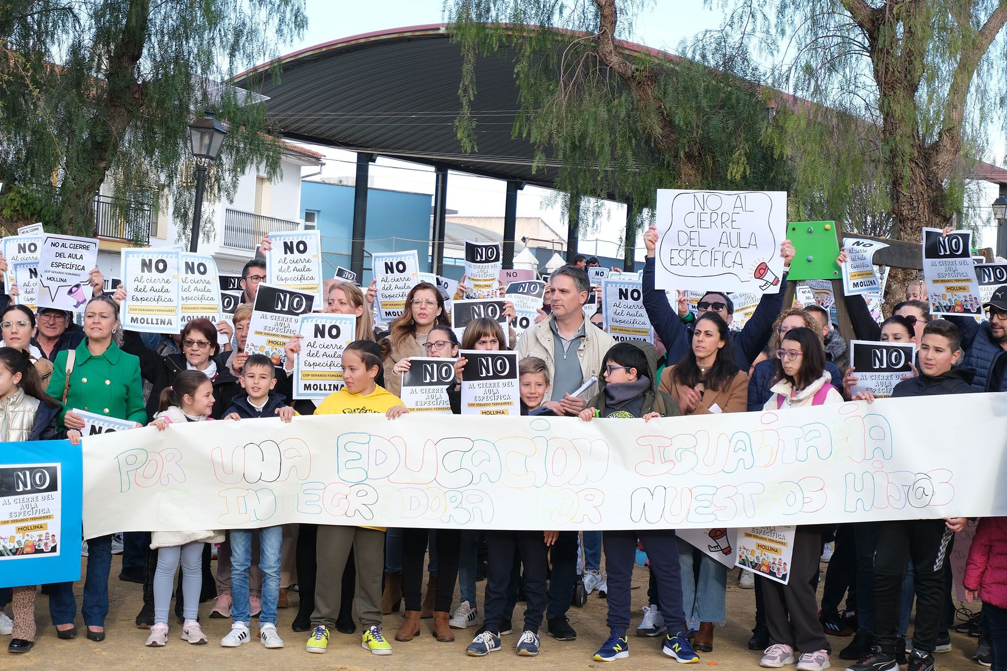 Protesta en Mollina por la supresión del Aula de Educación Especial.