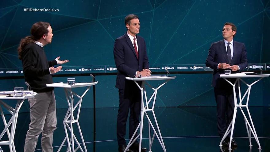 Els atacs que es van creuar els candidats al debat