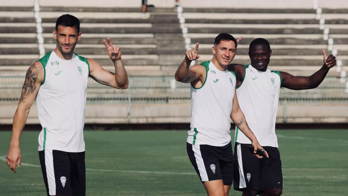 El Córdoba CF intentará corregir los fallos del partido de Oliva ante el Betis Deportivo