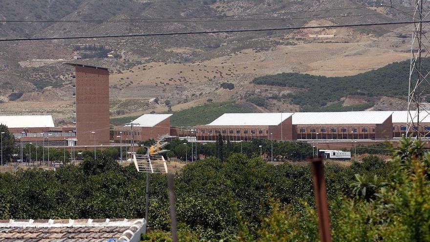 Imagen exterior de la prisión de Alhaurín de la Torre.