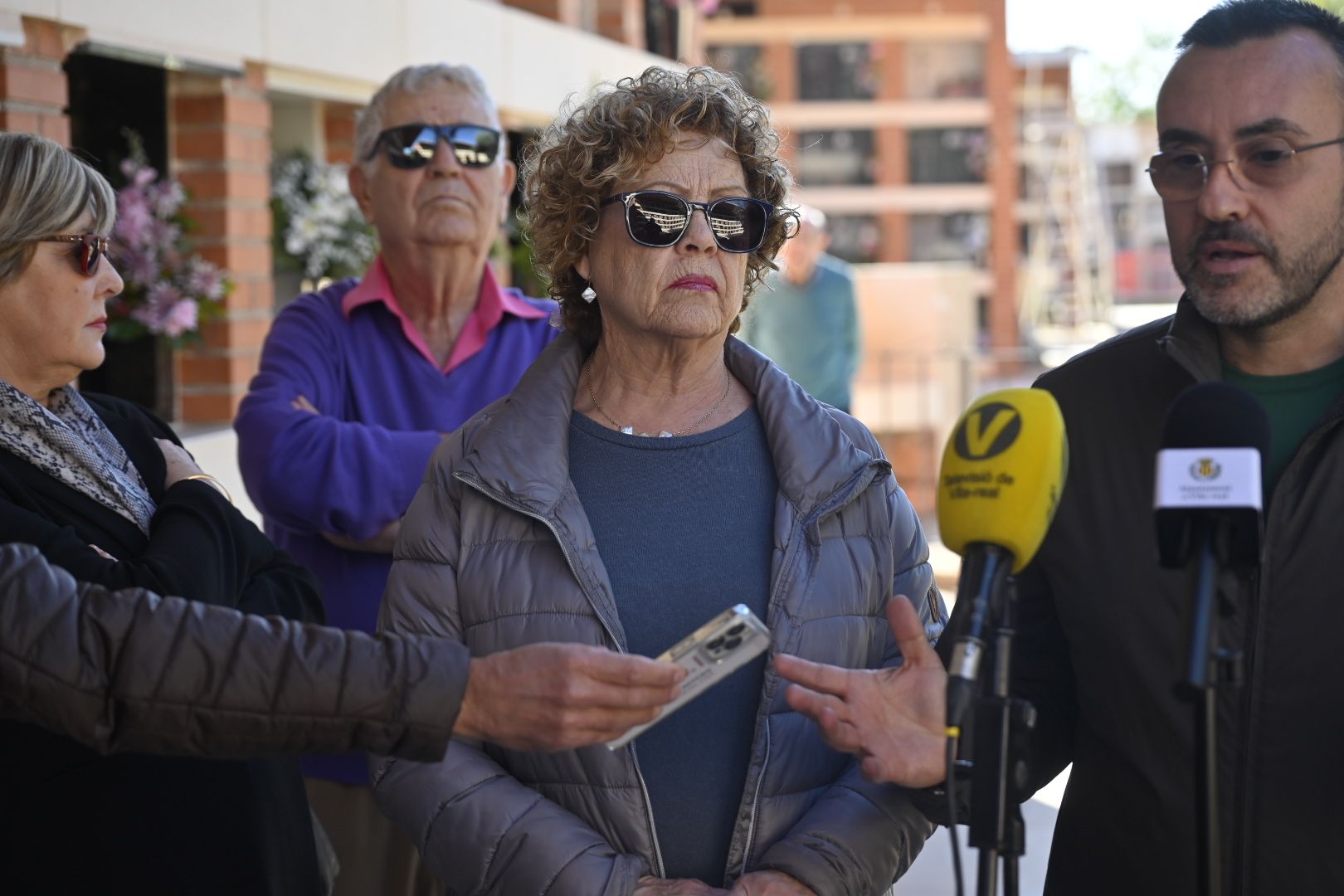 Vila-real exhuma la cripta del cementerio en busca de José Pla, asesinado por el franquismo