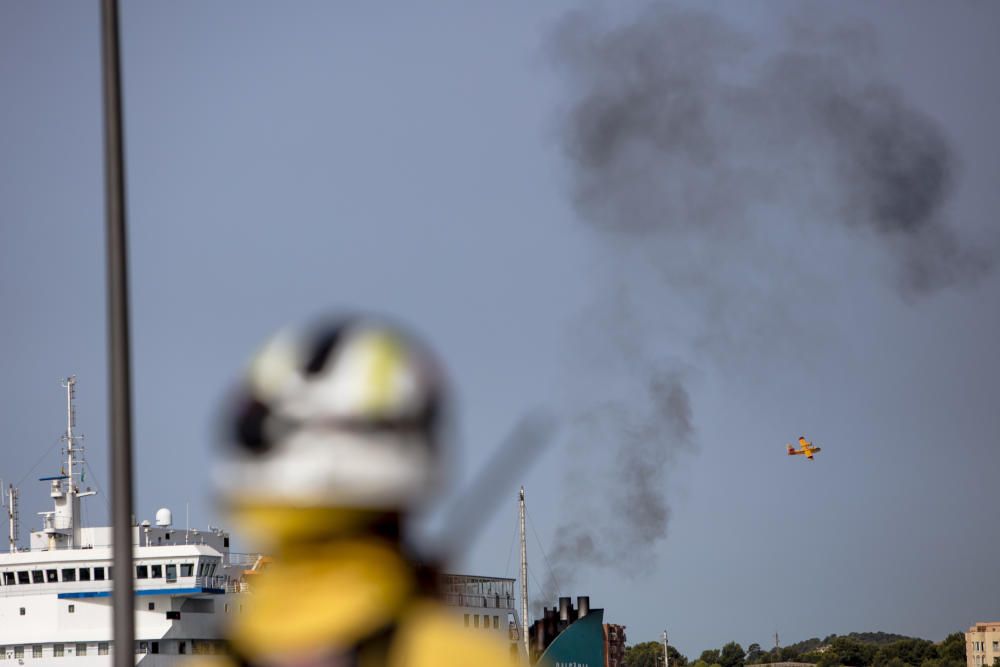 Simulacro de carga de agua en el Puerto de Palma