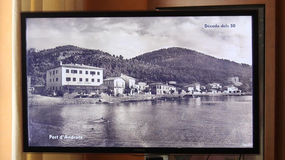 La UIB digitaliza 5.000 postales del 'boom' turístico en Baleares del Fondo Vicenç Rotger i Buïls