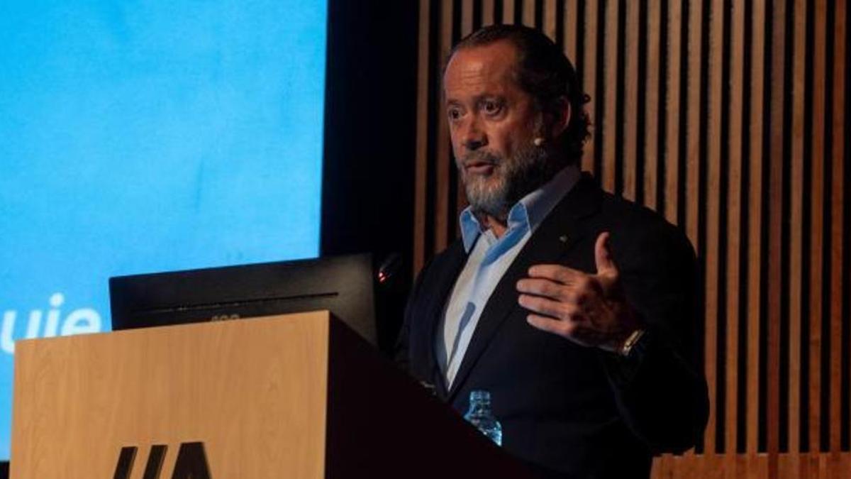 Juan Carlos Escotet, durante su conferencia de ayer en Afundación.