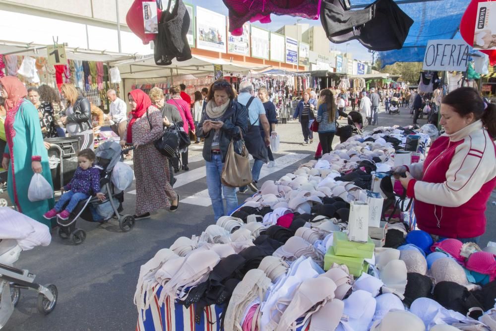 Mercadillo semanal del Cénit