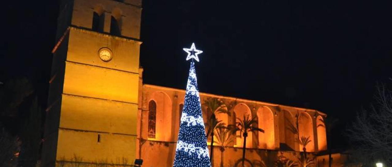 L&#039;arbre de Nadal és una tradició d&#039;aquestes dates.