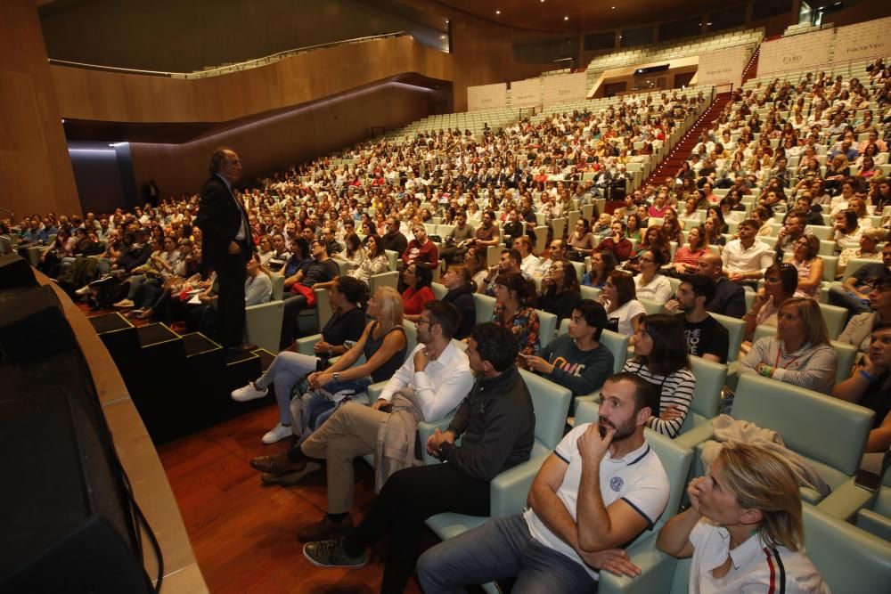 El II Foro de Educación de FARO impulsa arrancó este viernes // R. Grobas / Paula Fariña