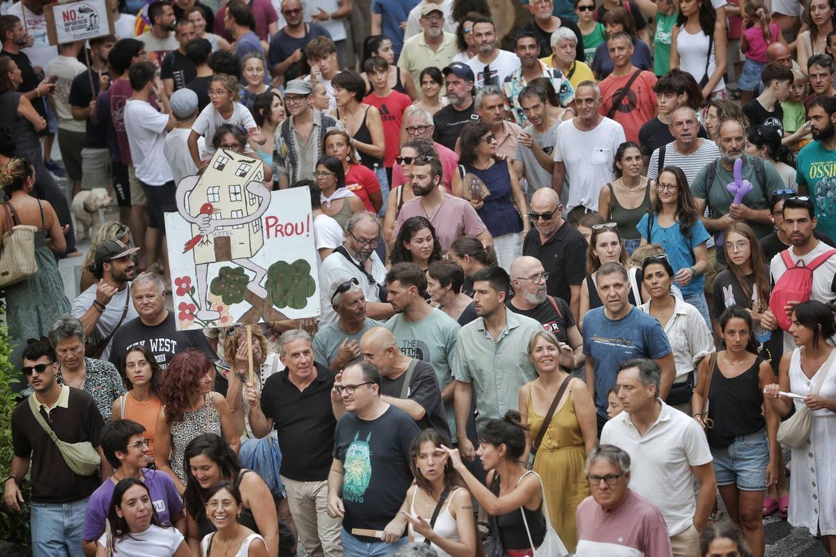 Manifestación 26J Menys Turisme, Més Vida