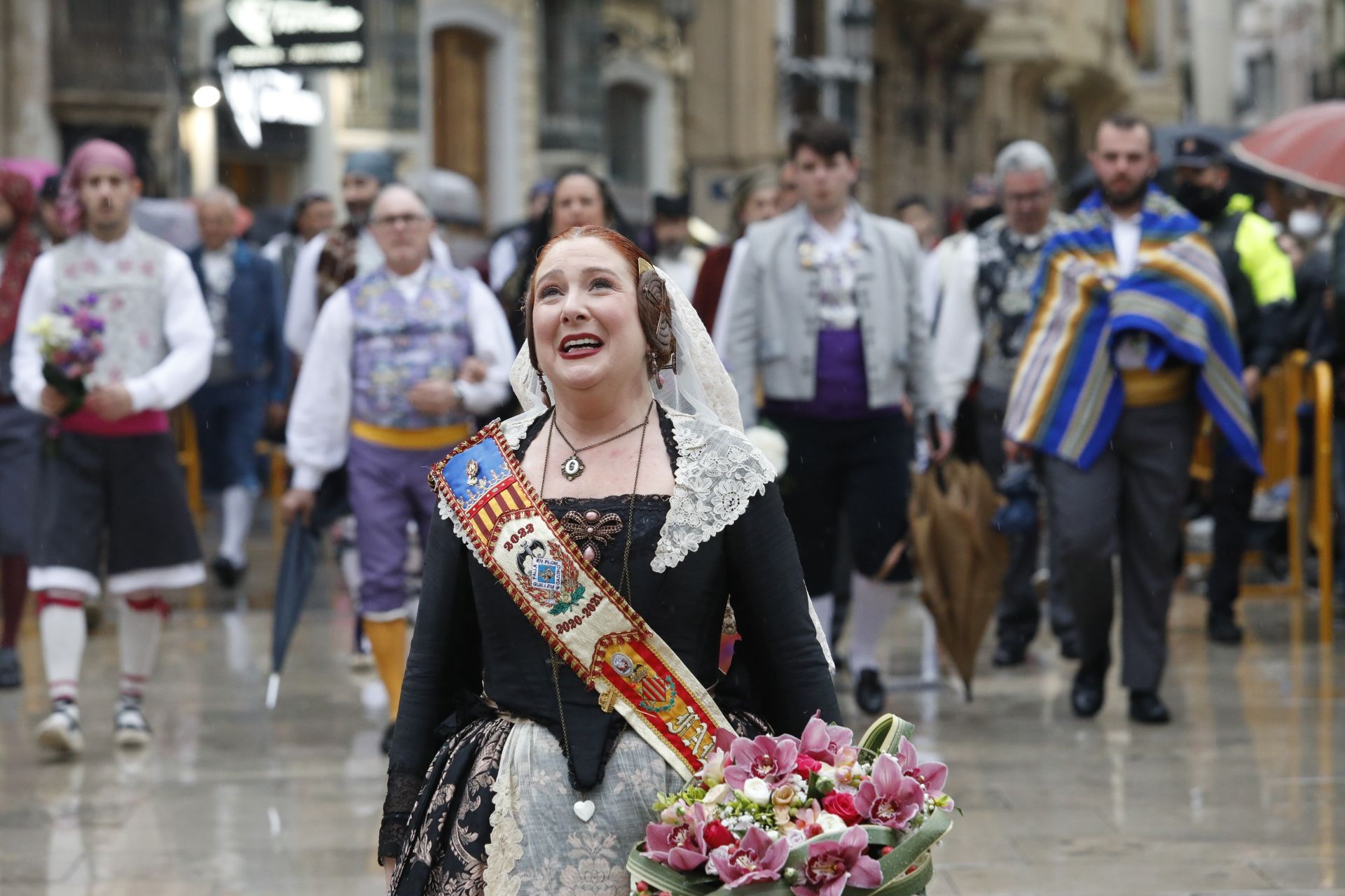 Búscate en el primer día de ofrenda por la calle Quart (entre las 18:00 a las 19:00 horas)