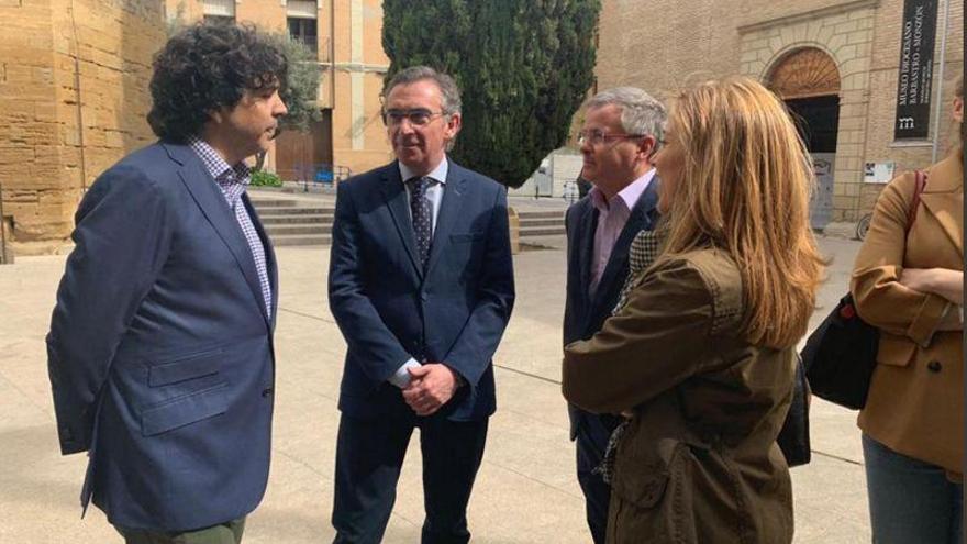 El PP aragonés introduce en campaña el litigio con Cataluña por los bienes