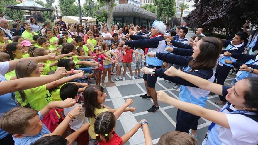 Desfile del festival folclórico, hoy