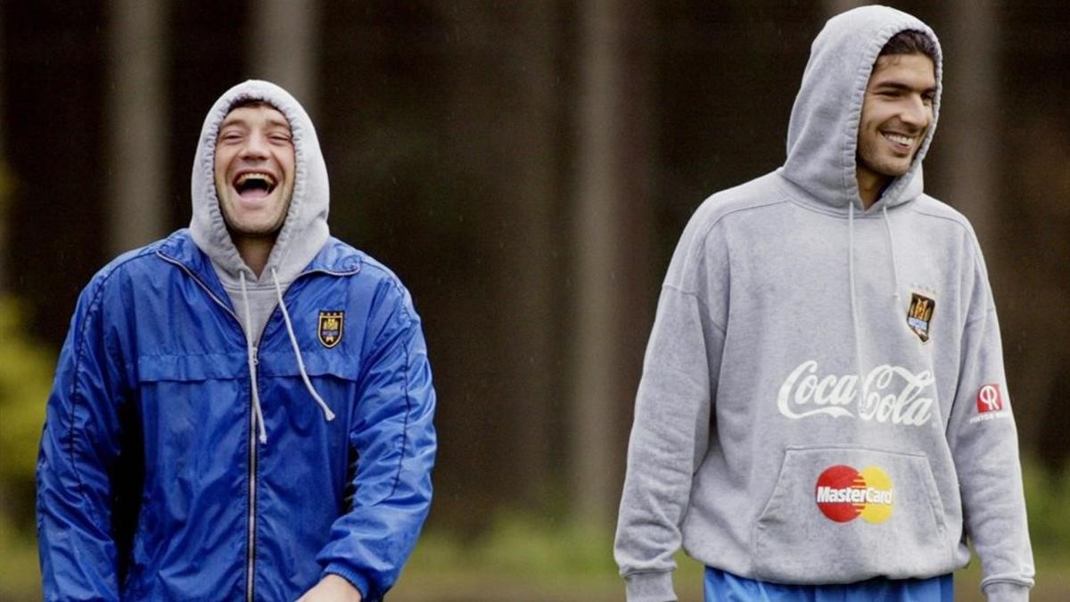 Fabián O'Neill, a la izquierda, con el 'Loco' Abreu, en la concentración de la selección uruguaya previa al Mundial del 2002.