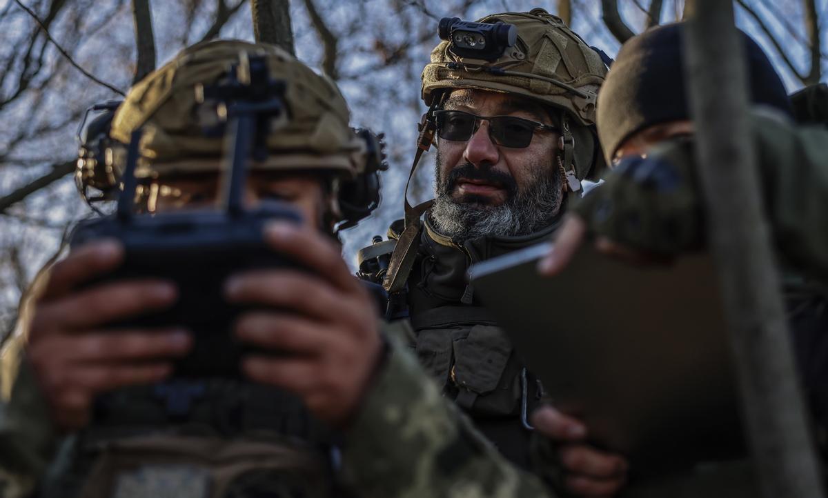 Soldados de Ucrania se prepara para la gran batalla de Jersón
