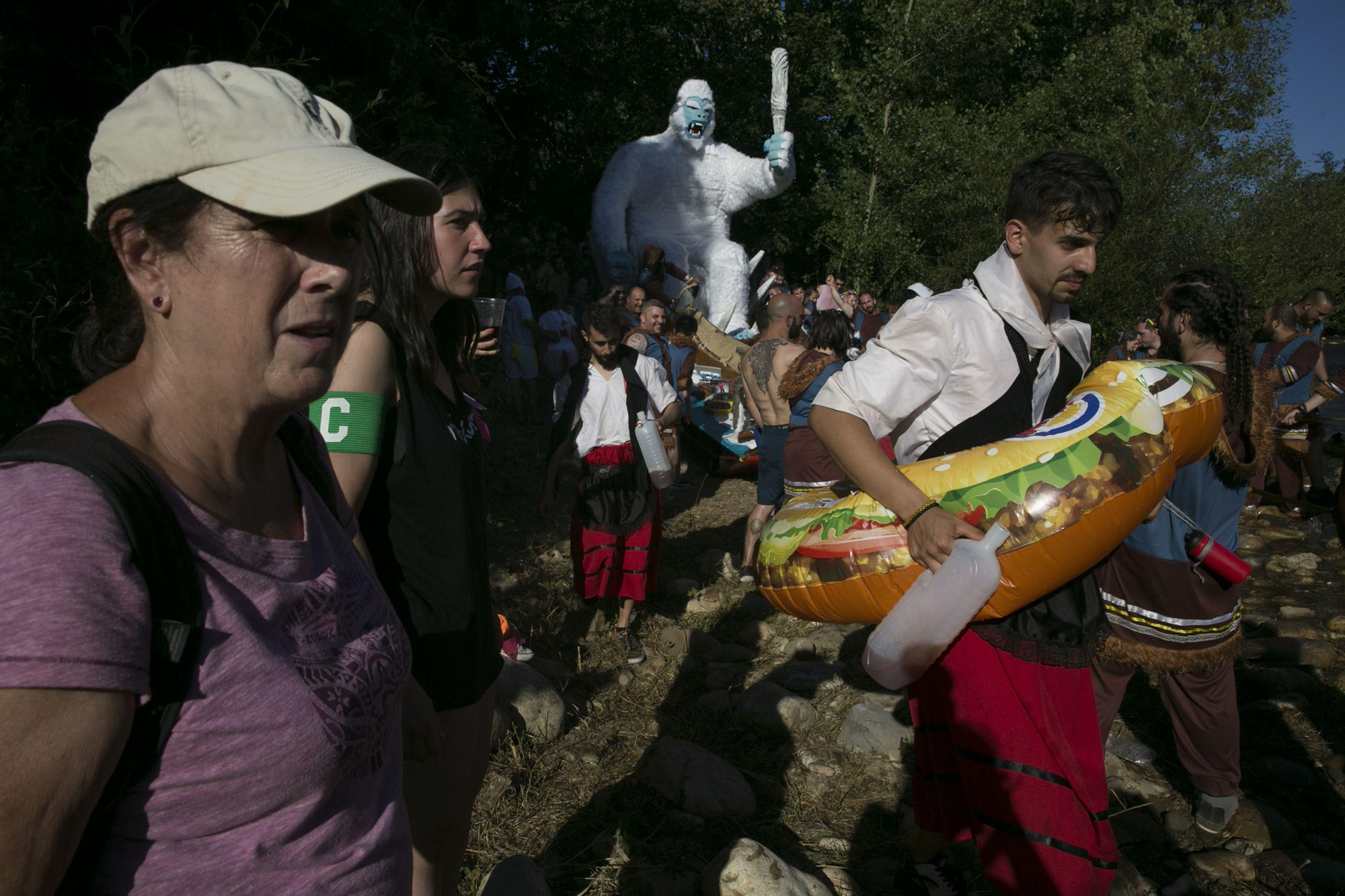 ¿Ganas de fiesta? Así fue el Descenso Folklórico del Nalón de 2019, el último que se celebró... hasta este sábado