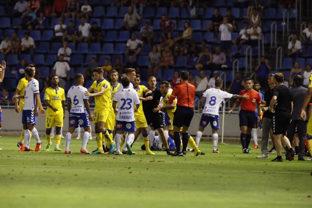 Delia Padrón Partido Copa Mahou entre el Tenerife y Las Palmas.