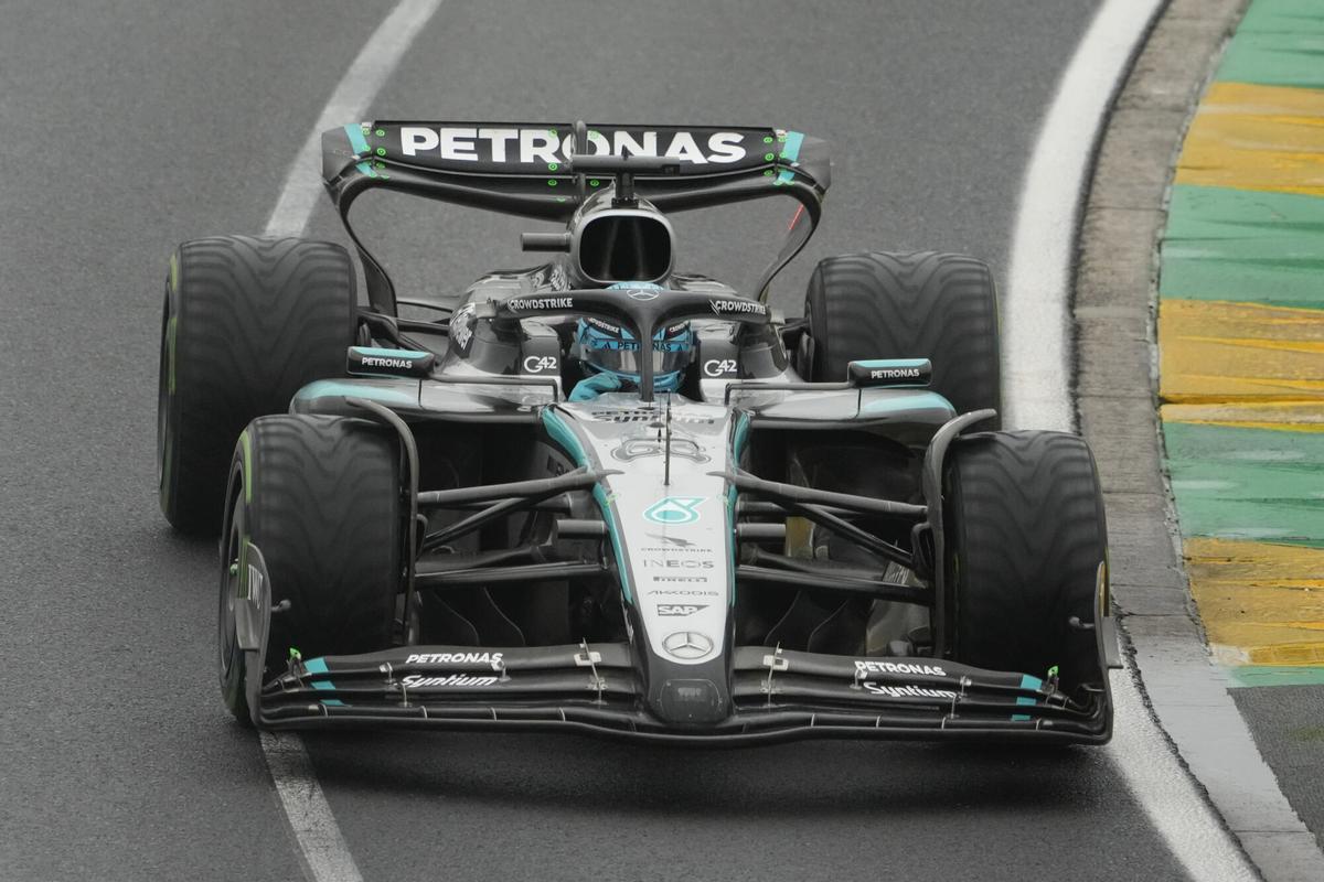 Mercedes driver George Russell of Britain steers his car during the Australian Formula One Grand Prix at Albert Park, in Melbourne, Australia, Sunday, March 16, 2025. (AP Photo/Asanka Brendon Ratnayake)