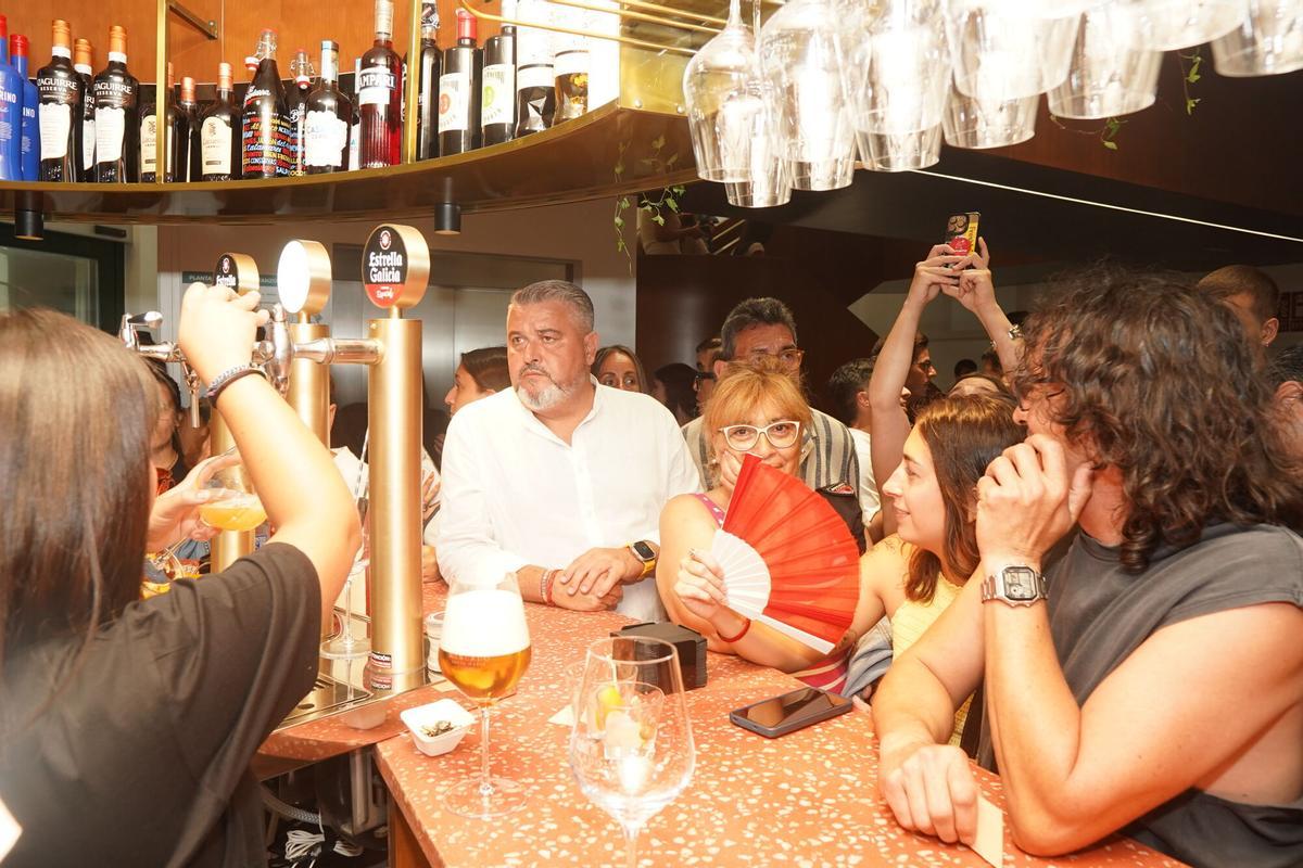 Betanzos inaugura su renovado mercado centrado en la gastronomía