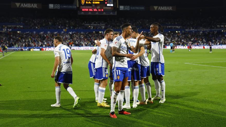 Cinco minutos mágicos impulsan al Real Zaragoza