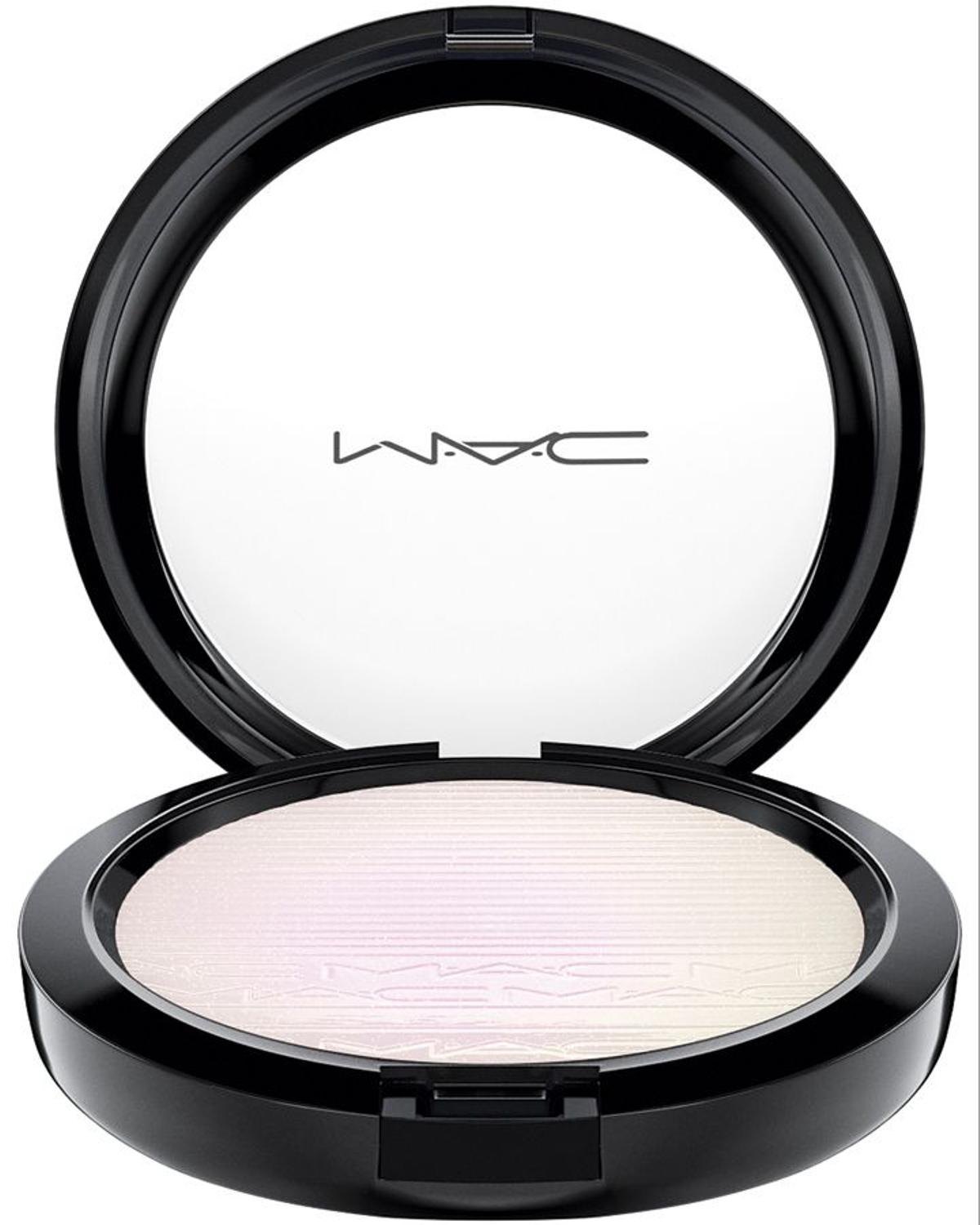 Visto en pasarela, 'minimalismo glow': Polvos iluminadores, The Spotlight, de MAC