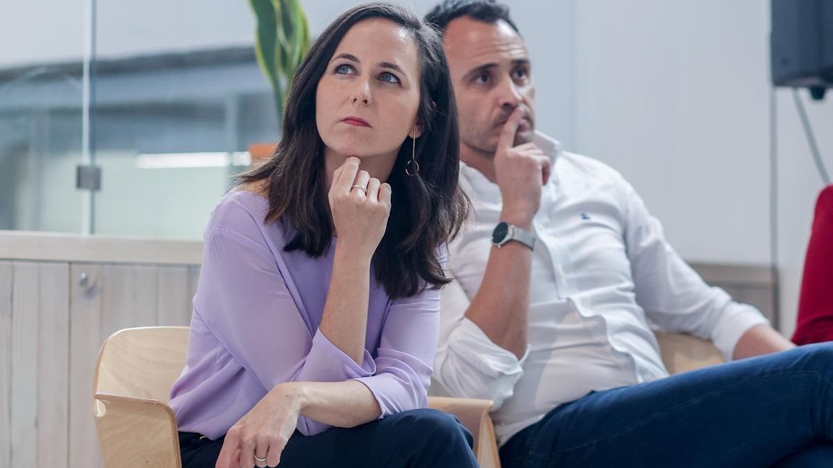 La líder de Podemos, Ione Belarra, y el candidato a la Alcaldía de Madrid, Roberto Sotomayor, durante un acto en Madrid.
