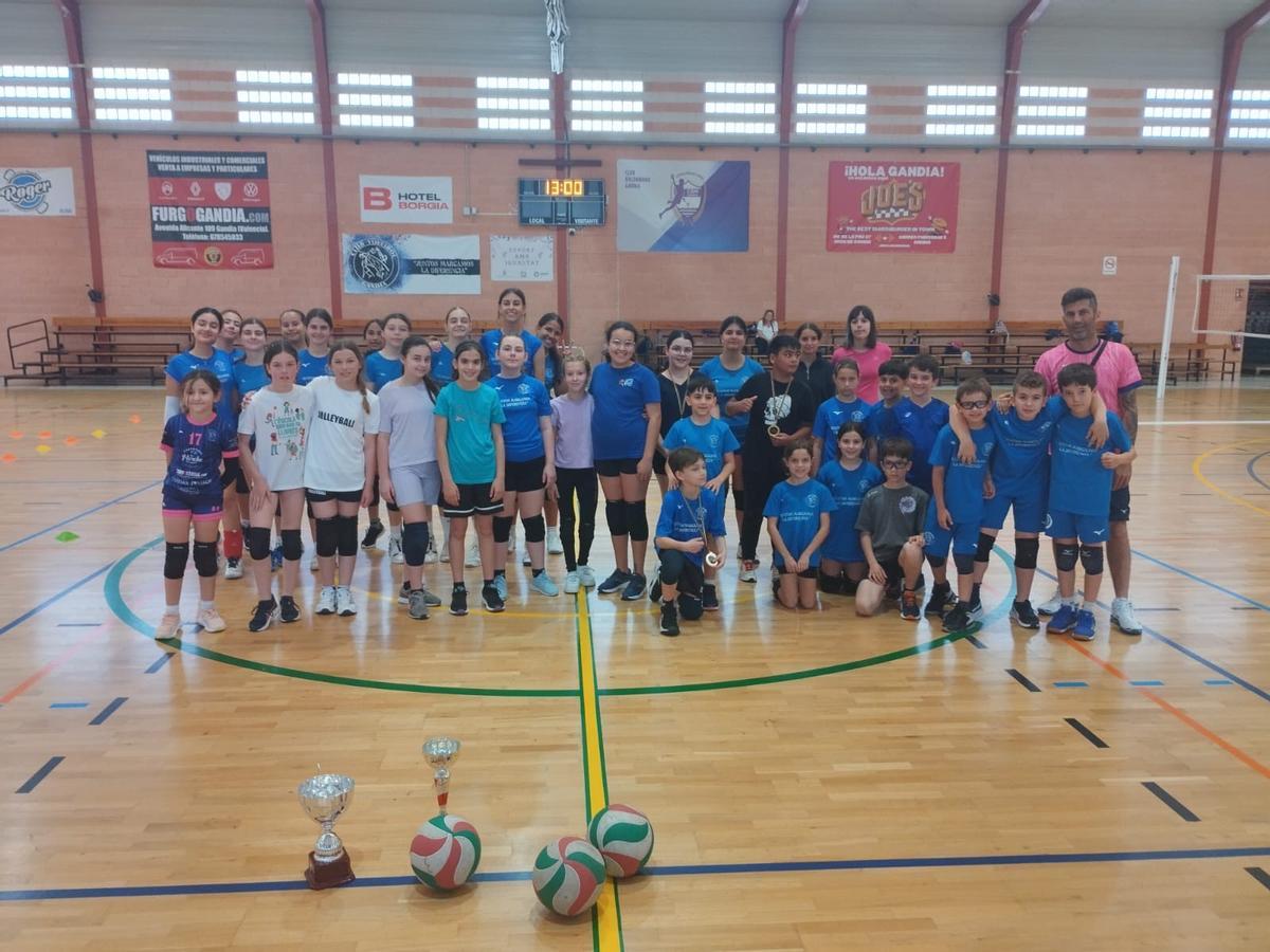 El campus de voleibol del CV Gandia se ha desarrollado durante las pascuas