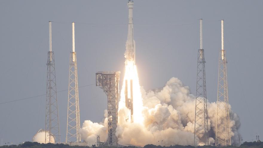 El despegue exitoso de la cápsula no tripulada Starliner, de Boeing, hacia la EEI.