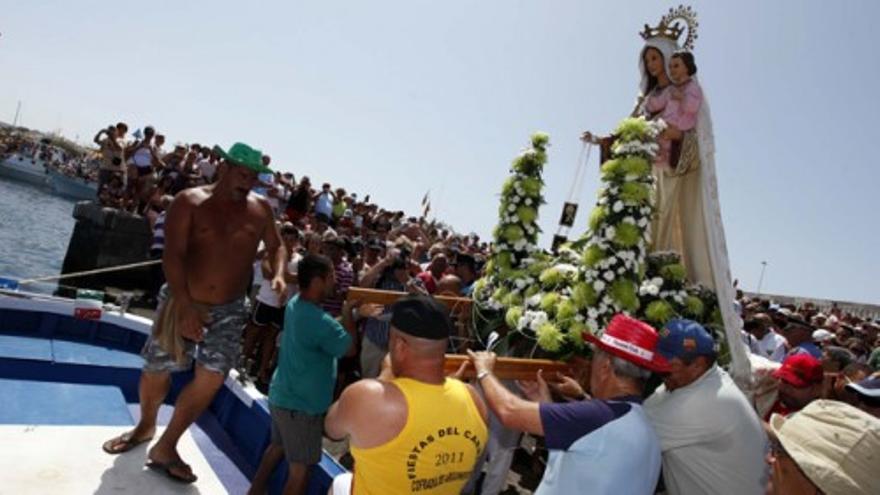 Procesión marítima de la Virgen del Carmen en Arguineguín