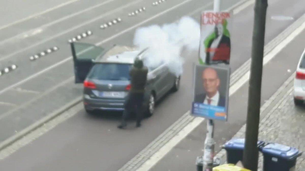 Video en directo de la acción del neo-nazi que ataco la sinagoga en Alemania.