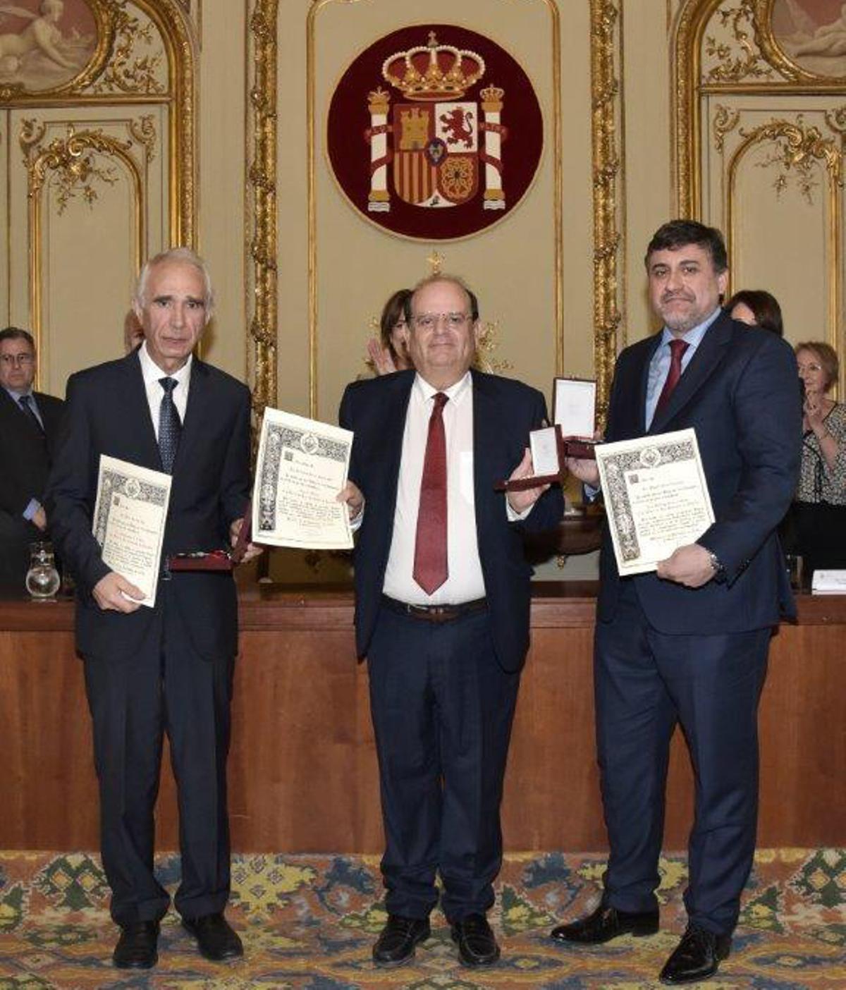 El notario de Pinoso recibe la distinción de la Cruz de San Raimundo de Peñafort