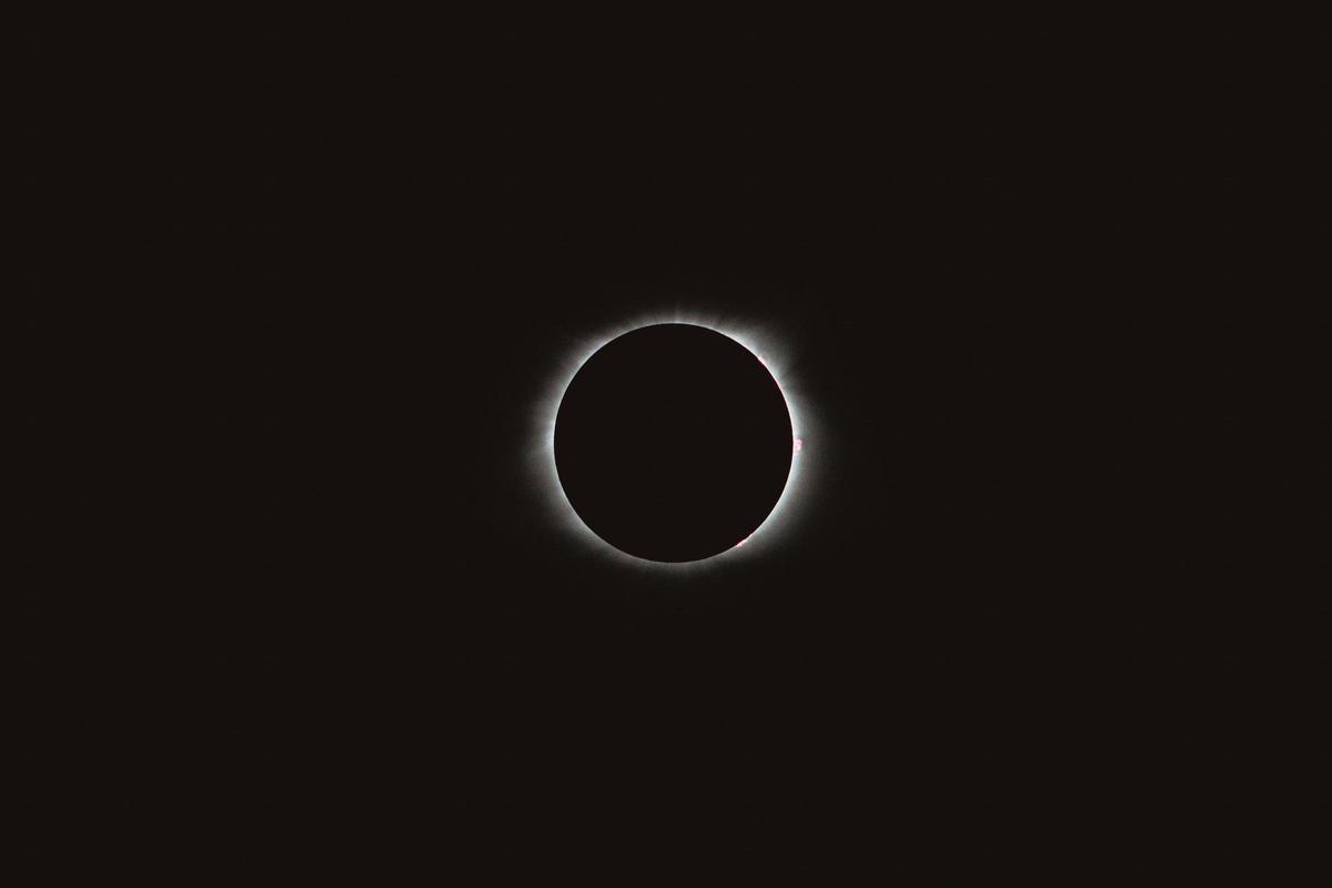 Eclipse solar total